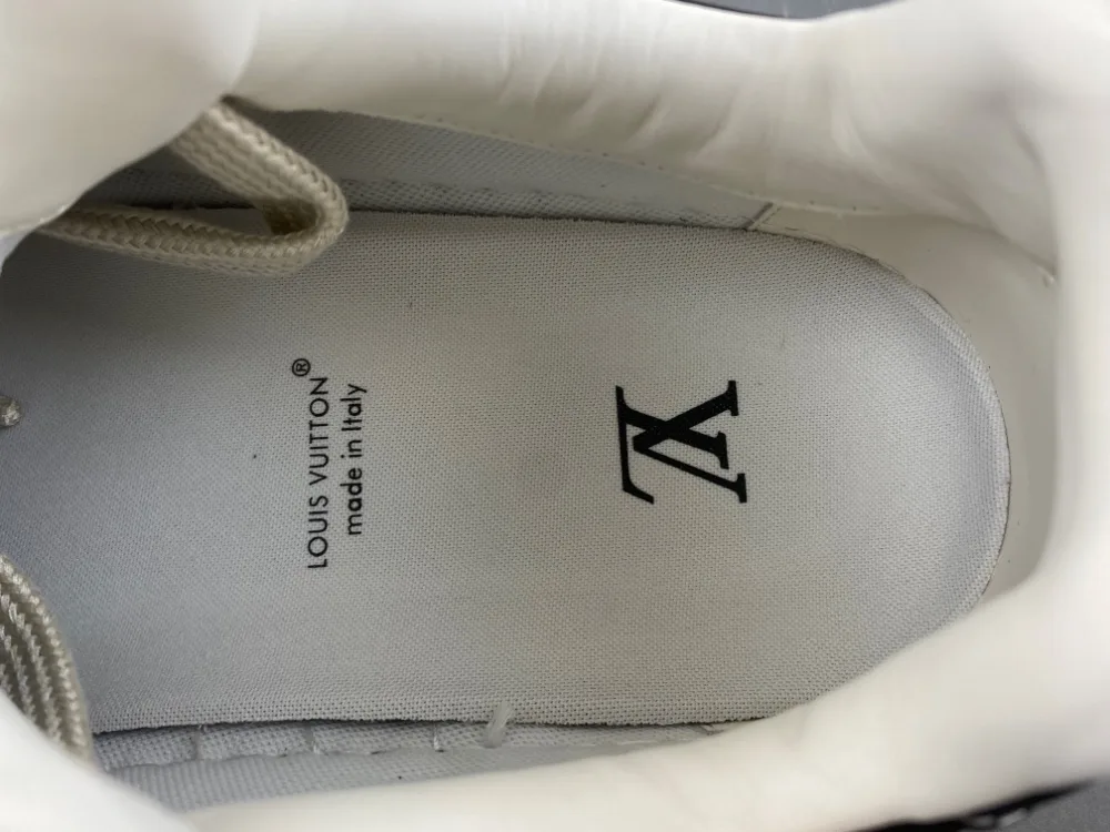Louis Vuitton Trainer Sneaker Low “Black White” — photo 14 of 17