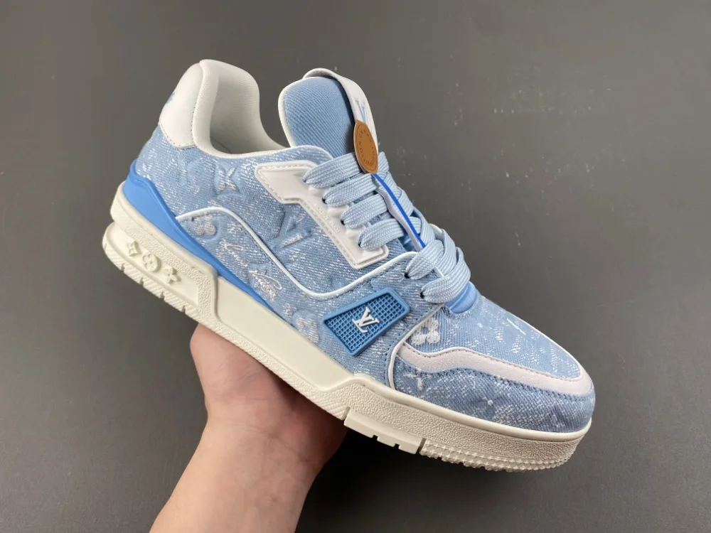 Louis Vuitton Trainer “Light Jade White” — photo 1 of 17