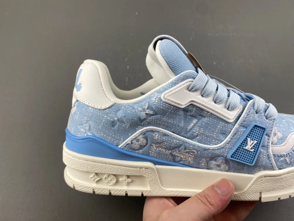 Louis Vuitton Trainer “Light Jade White” — photo 5 of 17