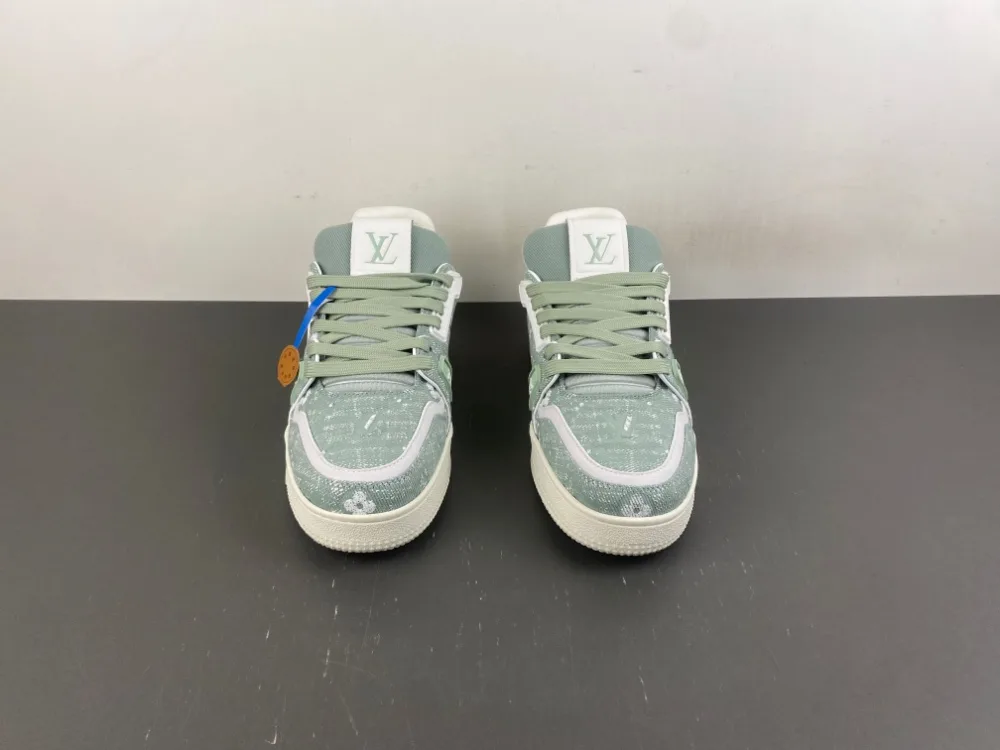Louis Vuitton Trainer “Green White” — photo 2 of 17