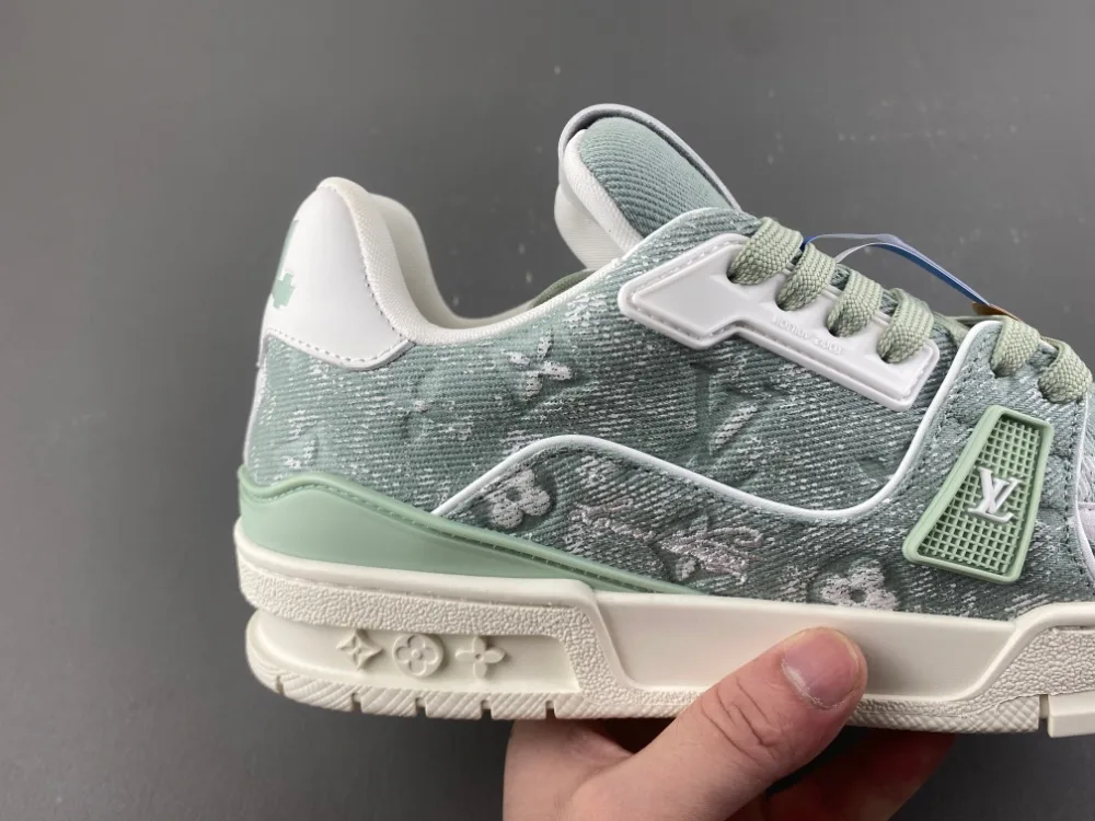 Louis Vuitton Trainer “Green White” — photo 4 of 17