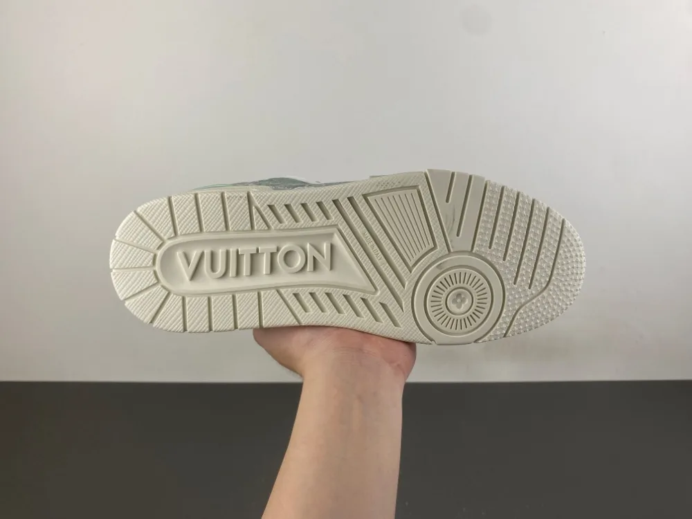 Louis Vuitton Trainer “Green White” — photo 10 of 17